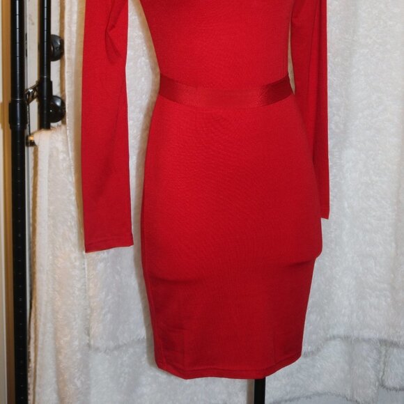 Pink Lilly red dress with sash size small - Picture 9 of 10